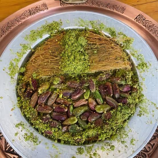 Fıstıklı Künefe
